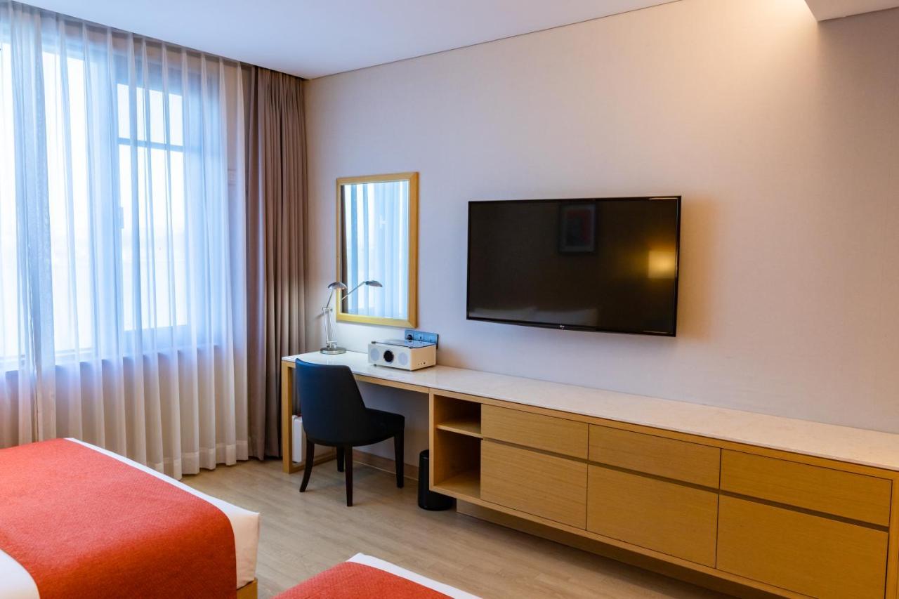 Gwangyang Lacky Hotel Buitenkant foto
