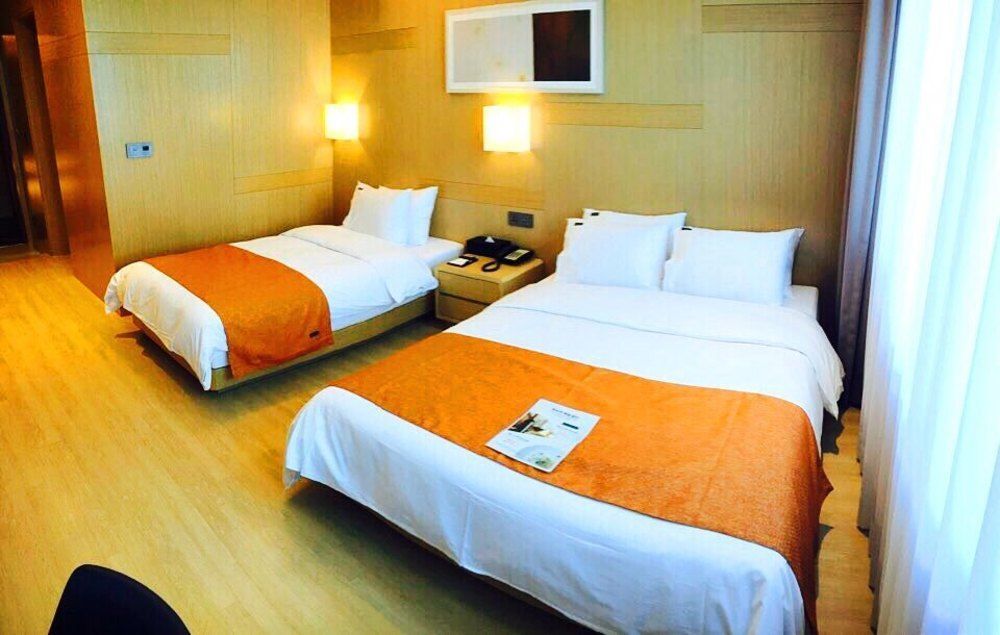 Gwangyang Lacky Hotel Buitenkant foto